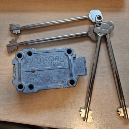 LETZTE CHANCE Doppelbartschloß Cawi Optima 2648 Klasse 1, 4 Schlüssel 145mm