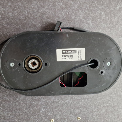 EC1040 von hinten