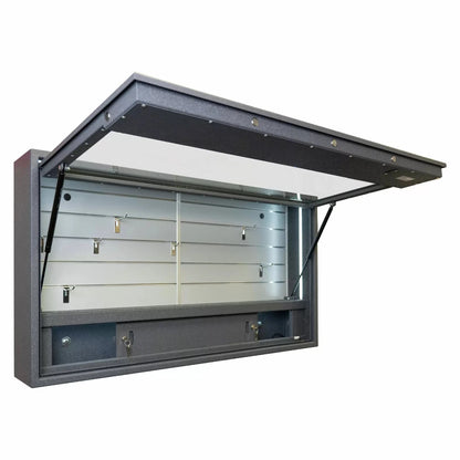 Wandwaffenvitrine Lombardei offen